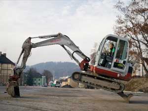 TAKEUCHI TB 145